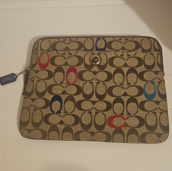 COACH 63063 POPPY SIGNATURE UNIVERSAL TABLET SLEEVE CASE MULTIC - Picture 3 of 9